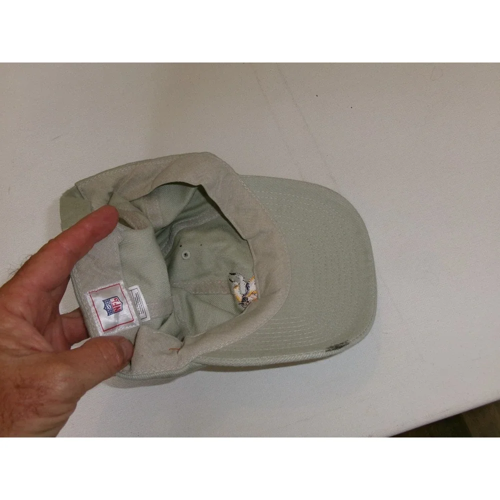 MINNESOTA VIKINGS KHAKI SKATE BEACH GOLF Y2K 00S   HAT CAP VINTAGE J1